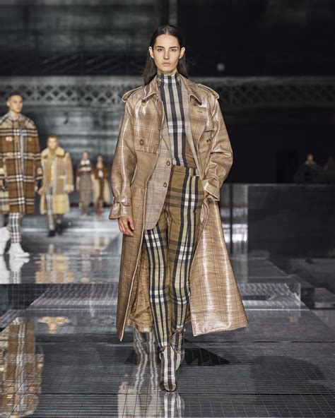 Watch The Burberry Fall/ Winter 2020 Runway Show Here